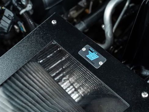 Used 2016 Chevrolet Camaro SS RWD image 32