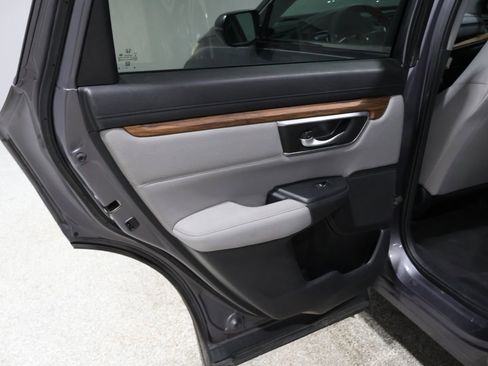 Used 2017 Honda CR-V EX image 19