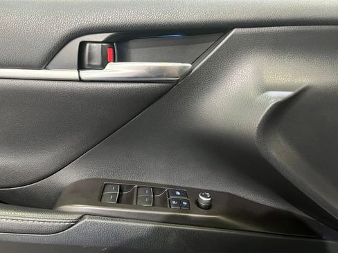 Certified 2022 Toyota Camry XSE FWD image 13