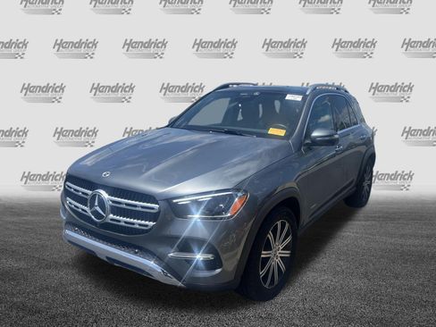 Used 2025 Mercedes-Benz GLE 450 4MATIC w/ Winter Package image 5