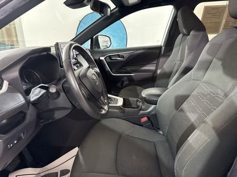 Used 2022 Toyota RAV4 SE AWD/4WD image 18