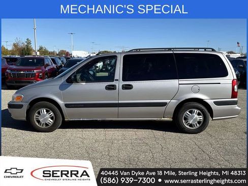 Used 2005 Chevrolet Venture LT w/ Deluxe Convenience Package image 2