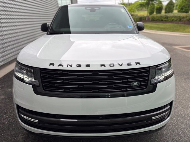 Used 2025 Land Rover Range Rover Long Wheelbase Autobiography AWD/4WD image 7