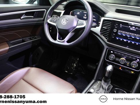 Used 2023 Volkswagen Atlas SE FWD image 12