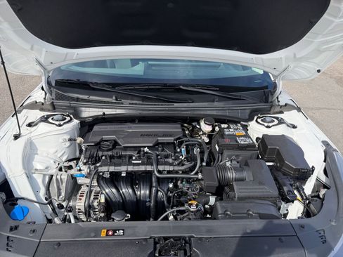 Used 2025 Kia K4 LXS image 31