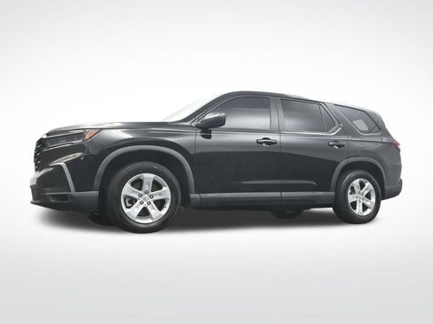 Used 2023 Honda Pilot LX image 30
