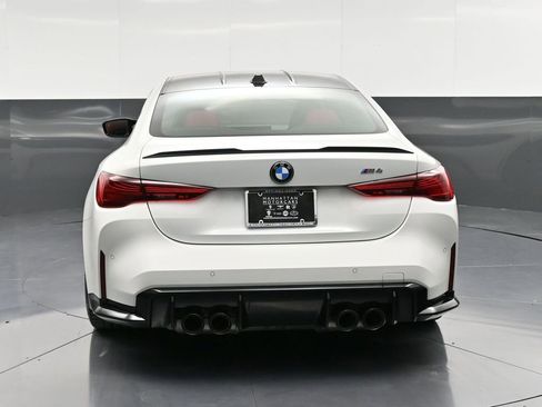 Used 2025 BMW M4 Coupe w/ Executive Package image 7