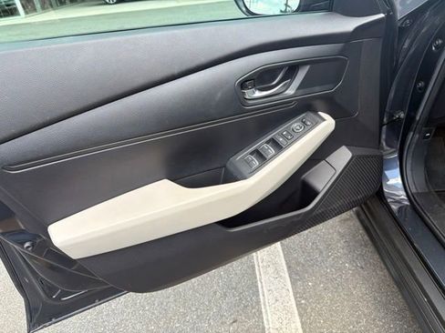 Used 2023 Honda Accord LX image 12