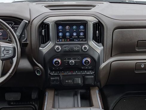 Used 2023 GMC Sierra 2500 Denali w/ Technology Package AWD/4WD image 15