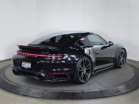 Used 2022 Porsche 911 Turbo S image 7