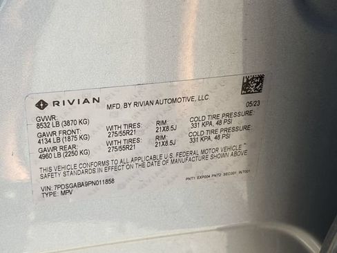 Used 2023 Rivian R1S Adventure AWD/4WD image 35