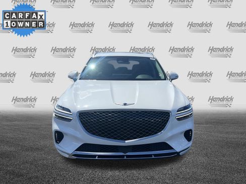 Used 2024 Genesis GV70 2.5T w/ Select Package AWD/4WD image 3