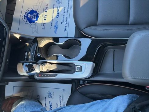 New 2026 Buick Envista Avenir image 25