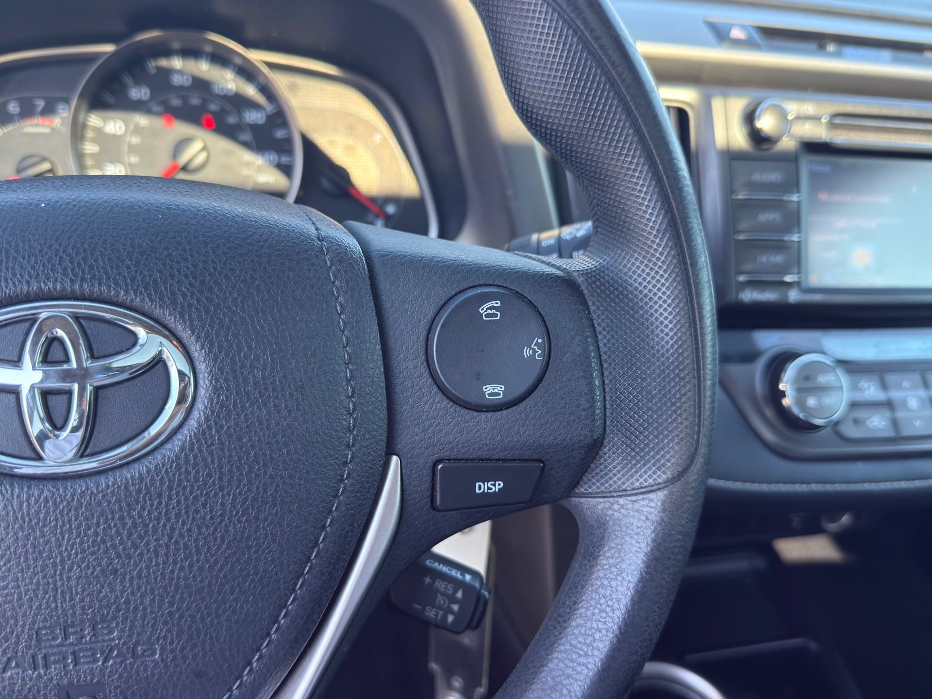 Used 2015 Toyota RAV4 XLE FWD image 22