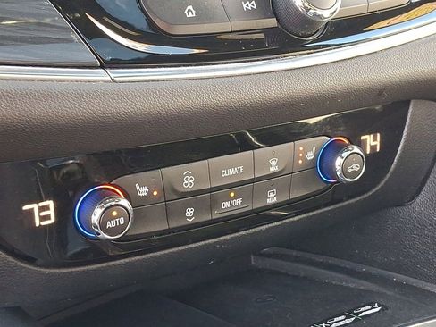 Used 2023 Buick Enclave Essence w/ Experience Buick Package image 36