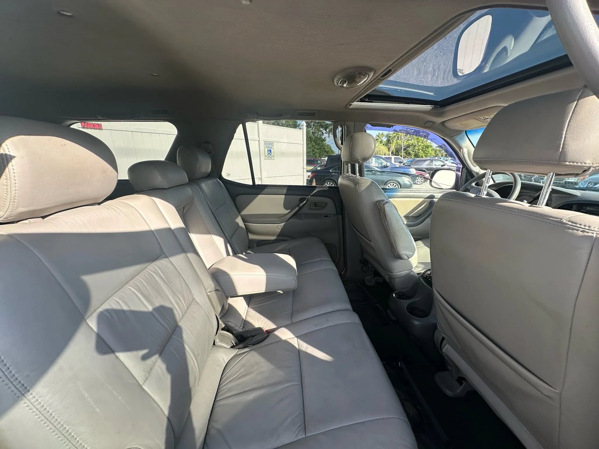 Used 2003 Toyota Sequoia SR5 RWD image 9