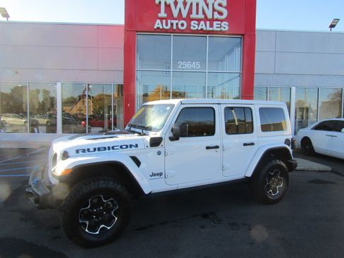 Used 2023 Jeep Wrangler Unlimited Rubicon 4xe w/ Steel Bumper Group image 2