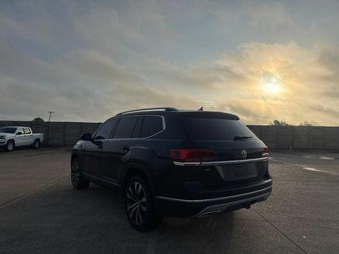 Used 2019 Volkswagen Atlas SEL Premium AWD/4WD image 16