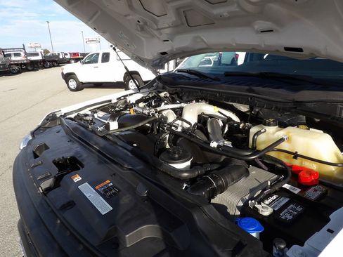 Used 2024 Ford F550 4x4 Crew Cab Super Duty image 43