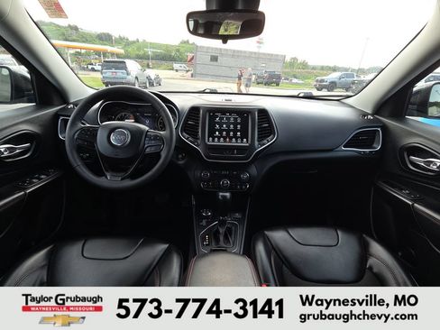 Used 2022 Jeep Cherokee Trailhawk w/ Trailer Tow Group AWD/4WD image 29