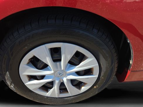 Used 2011 Toyota Corolla LE image 10