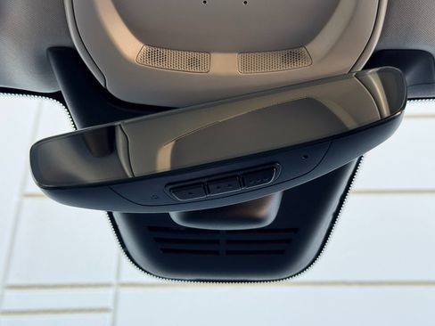 Used 2025 Volvo XC90 B6 Plus w/ Protection Package Premier image 34