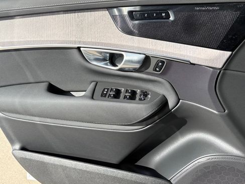 New 2026 Volvo XC90 B6 Ultra w/ Protection Package Premier image 19