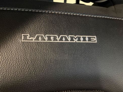 Used 2022 RAM 1500 Laramie AWD/4WD image 45