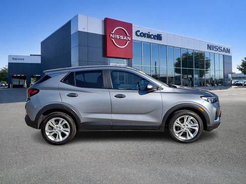 Used 2023 Buick Encore GX Preferred w/ Cold Weather Comfort Package FWD image 7