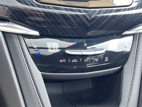 Certified 2024 Cadillac XT6 Premium Luxury w/ Technology Package AWD/4WD image 24
