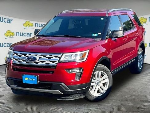 Used 2019 Ford Explorer XLT w/ Equipment Group 202A AWD/4WD image 12