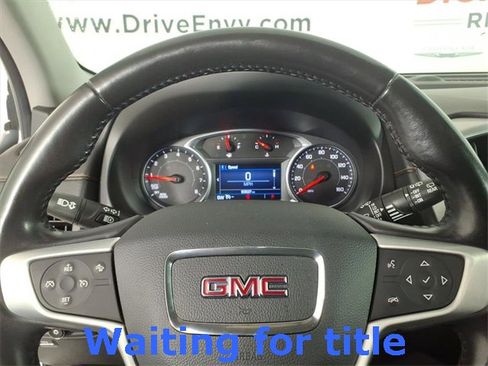 Used 2020 GMC Terrain SLE w/ Driver Convenience Package image 24