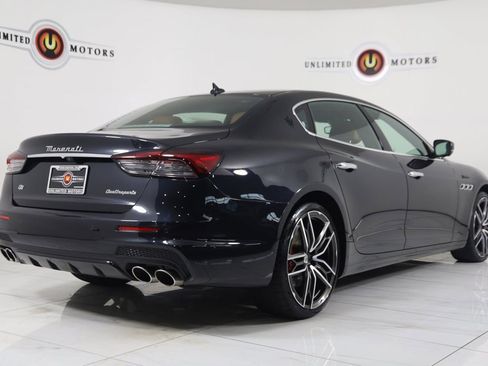 Used 2023 Maserati Quattroporte Modena Q4 image 3
