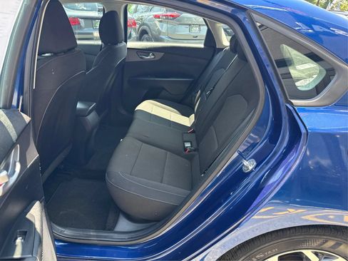 Used 2019 Kia Forte LXS FWD image 10