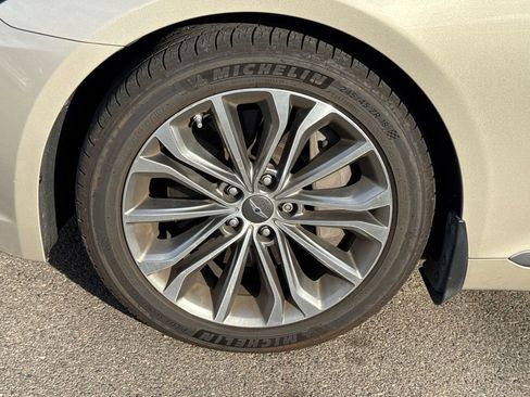 Used 2015 Hyundai Genesis 3.8 w/ Option Group 04 image 5