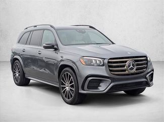 Used 2025 Mercedes-Benz GLS 450 4MATIC video 3