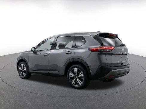 Used 2026 Nissan Rogue SL AWD/4WD image 5