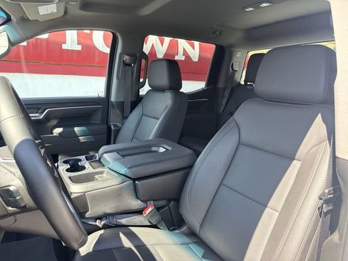 Used 2026 GMC Sierra 1500 SLT AWD/4WD image 11