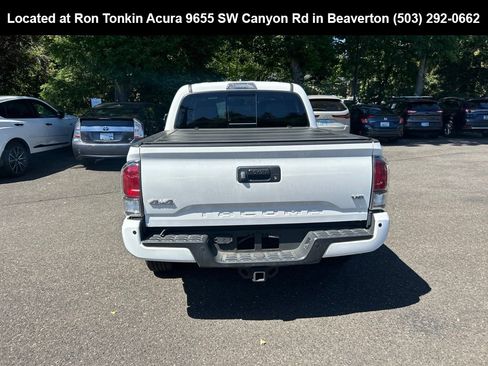 Used 2023 Toyota Tacoma Limited AWD/4WD image 5