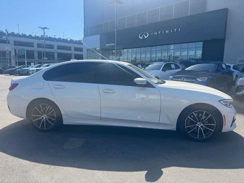 Used 2019 BMW 330i Sedan RWD image 4