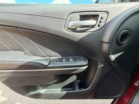 Used 2020 Dodge Charger R/T w/ Plus Group image 31