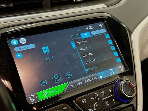 Used 2017 Chevrolet Bolt Premier w/ Driver Confidence II Package image 21