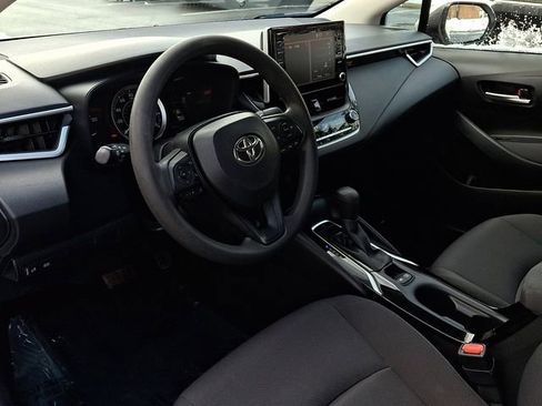 Used 2020 Toyota Corolla LE image 15