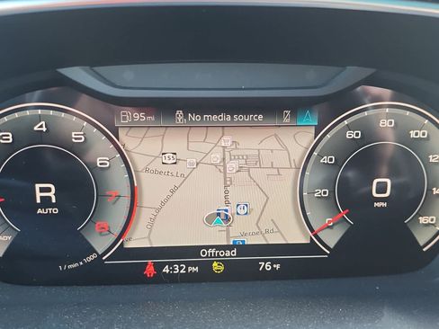 Used 2024 Audi Q3 2.0T Premium Plus AWD/4WD image 6