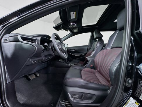 Certified 2025 Toyota Corolla XSE FWD image 21