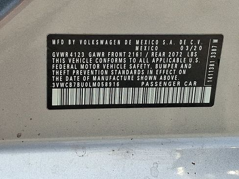 Used 2020 Volkswagen Jetta SE w/ SE Cold Weather Package FWD image 28