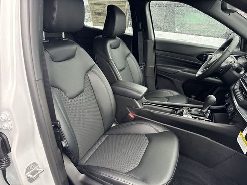 New 2026 Jeep Compass Latitude AWD/4WD image 23