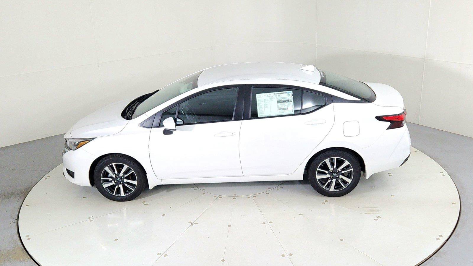 Used 2025 Nissan Versa SV w/ Trunk Package FWD image 37