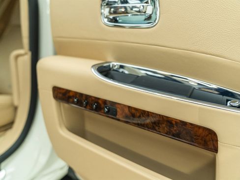 Used 2013 Rolls-Royce Ghost image 58