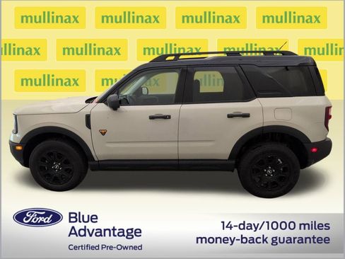 Used 2025 Ford Bronco Sport Badlands image 12